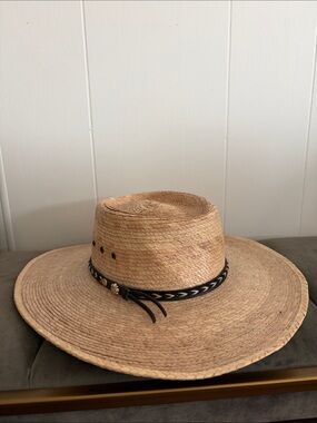 Texas Gold Mexican Palm Cowboy Black Braided Band